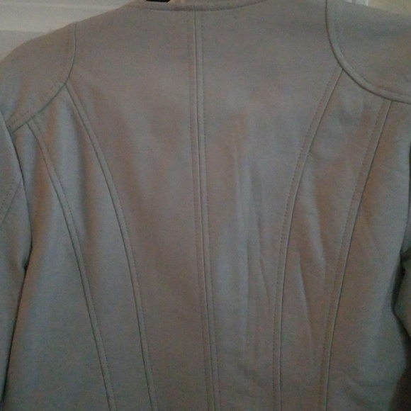 LIMITED GRAY LEATHER SHORT JACKET - Picture 3 of 5